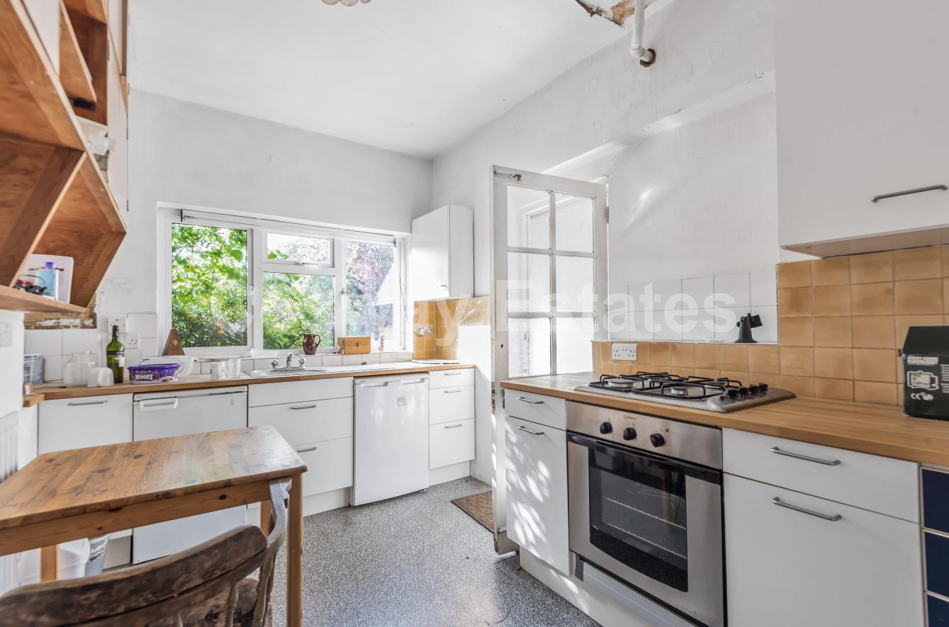 Highwood Hill, Mill Hill